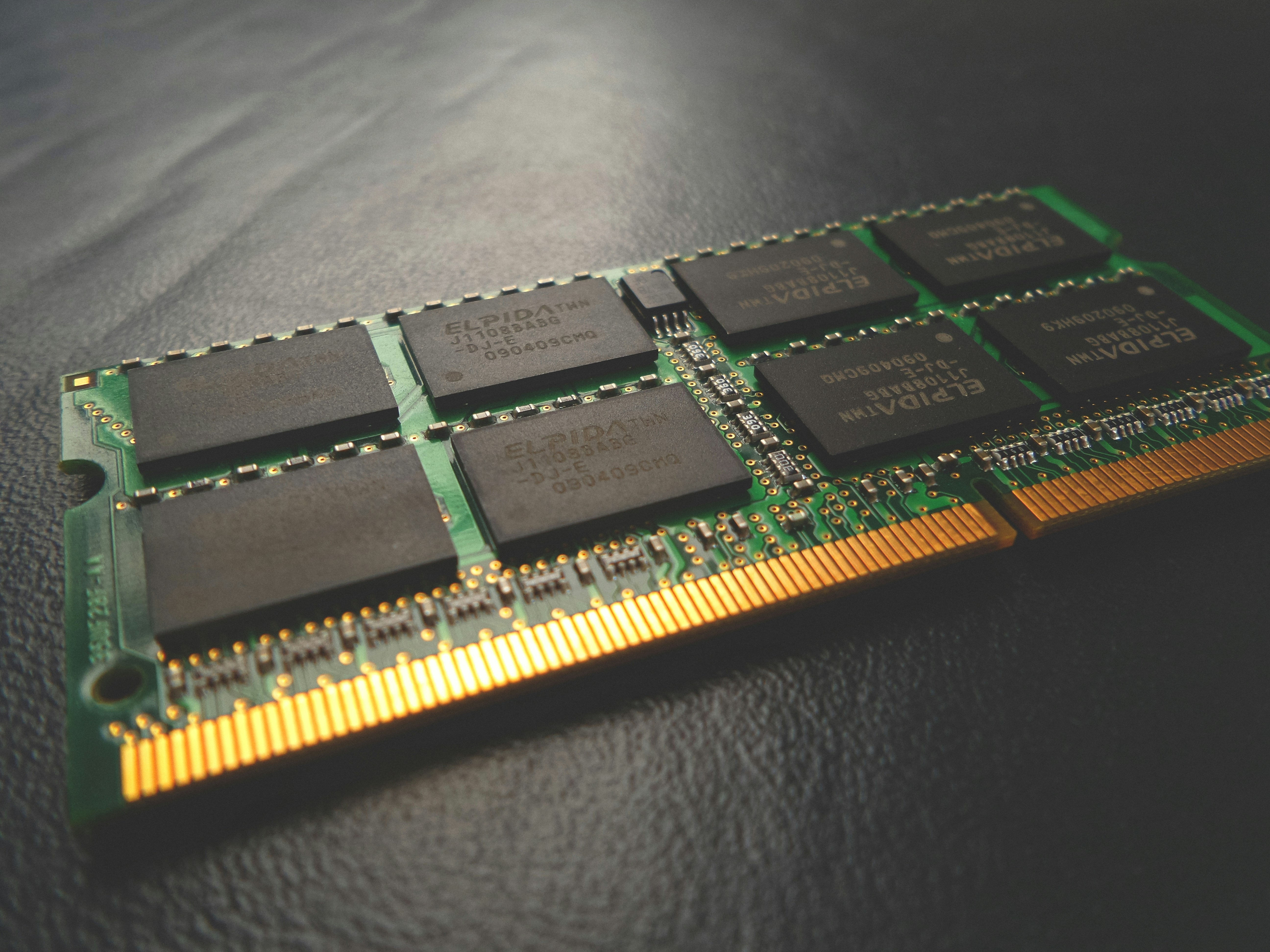 Google TurboQuant: 6x Compression, Zero Accuracy Loss. MU −7%. The AI Supply Chain Rewritten.