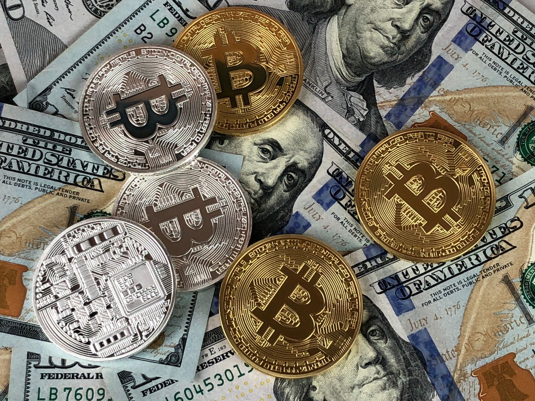 Weekend Wrap: Compute Was Sold and Collateral Was Bought. Chips Fall 5% on the Week While Bitcoin Gains 22%.