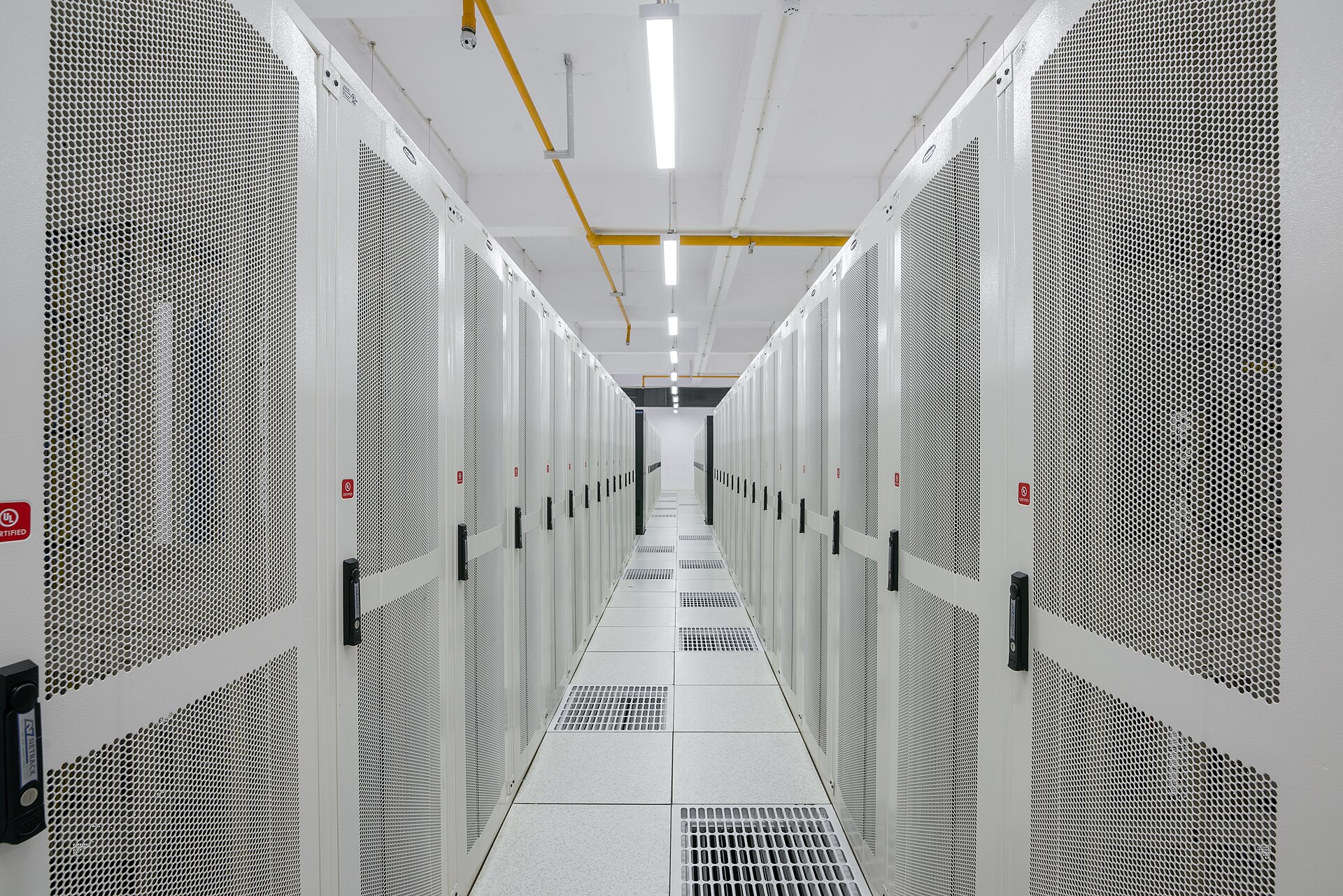 Dell Proves the Demand With a $95B AI Backlog, and the Bond Market Charges It Rent. The 10-Year Prints 4.81%.