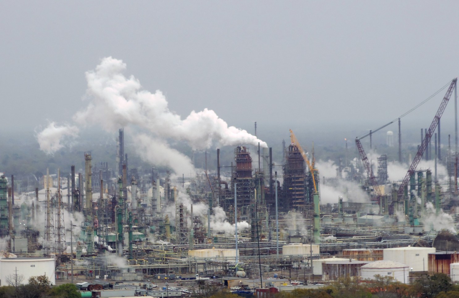Weekend Wrap: Crude Fell All Week and Diesel Set a Record. The Inflation Has Moved From the Barrel to the Refinery.